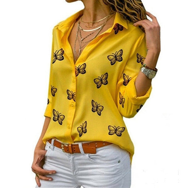 Neleia – Loose-fitting blouse with butterfly print