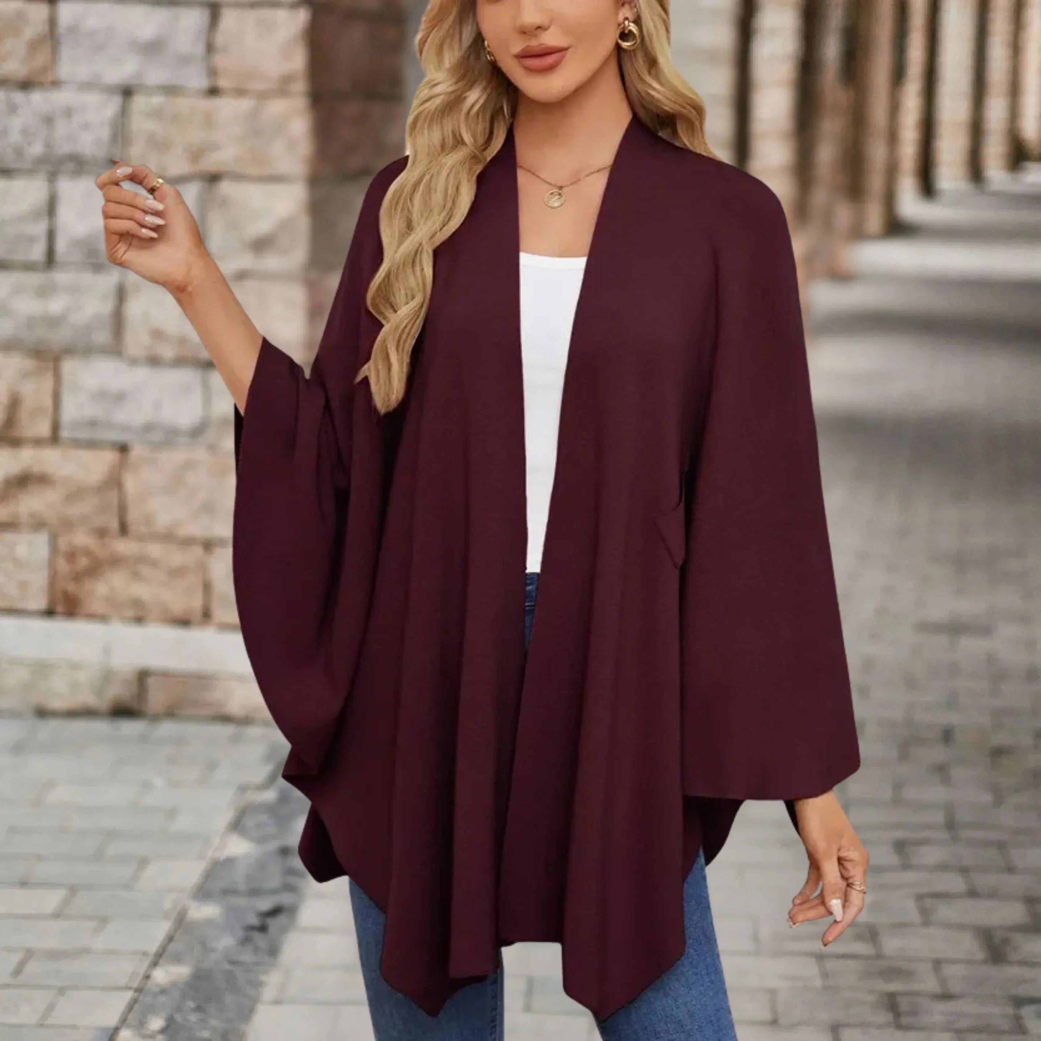 Benthe | Elegant Draped Poncho