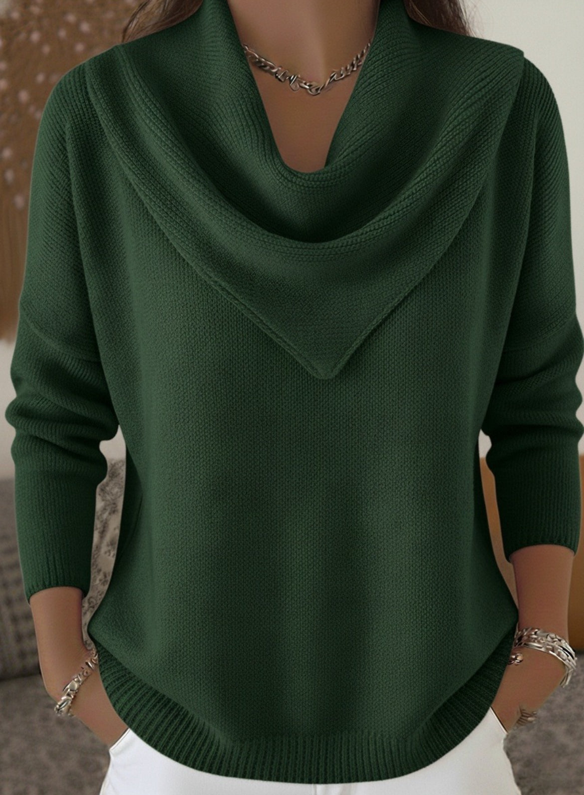 Amber™ | Dames Trui met Elegante Driehoekshals