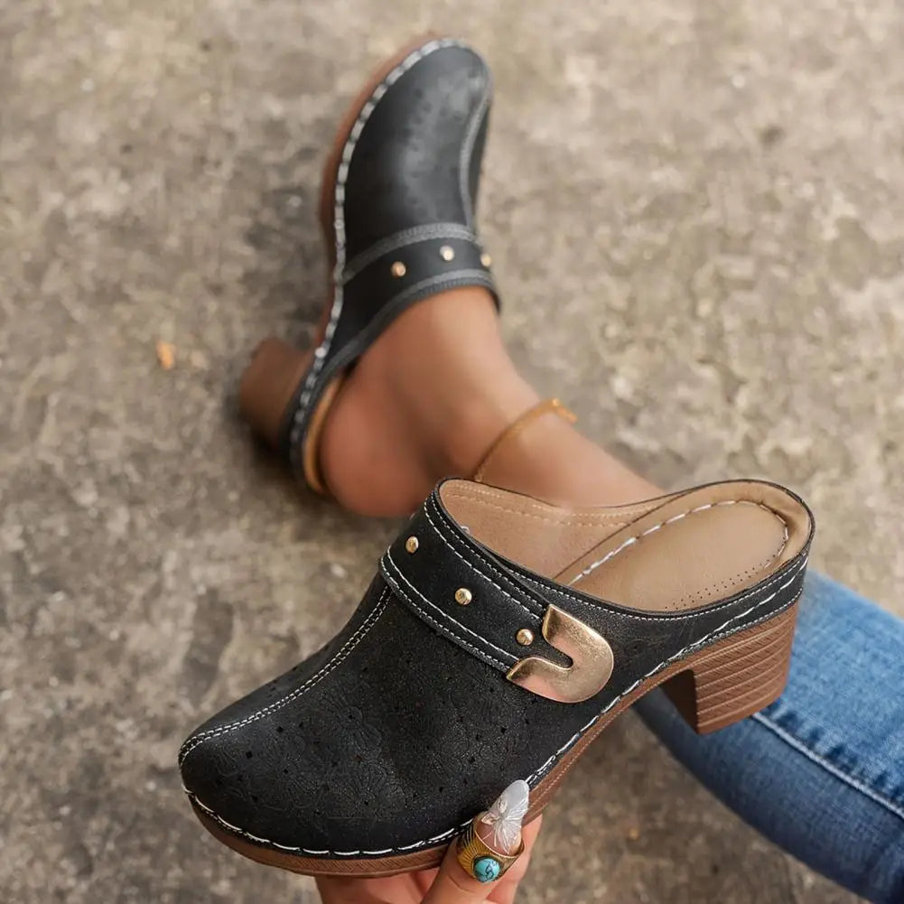 Livia™ Chunky Platform Sandalen – Gesloten Teen & Comfortabele Instap