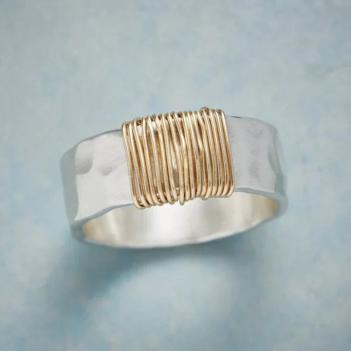 Vintage Gouden Ring met Zilveren Draad