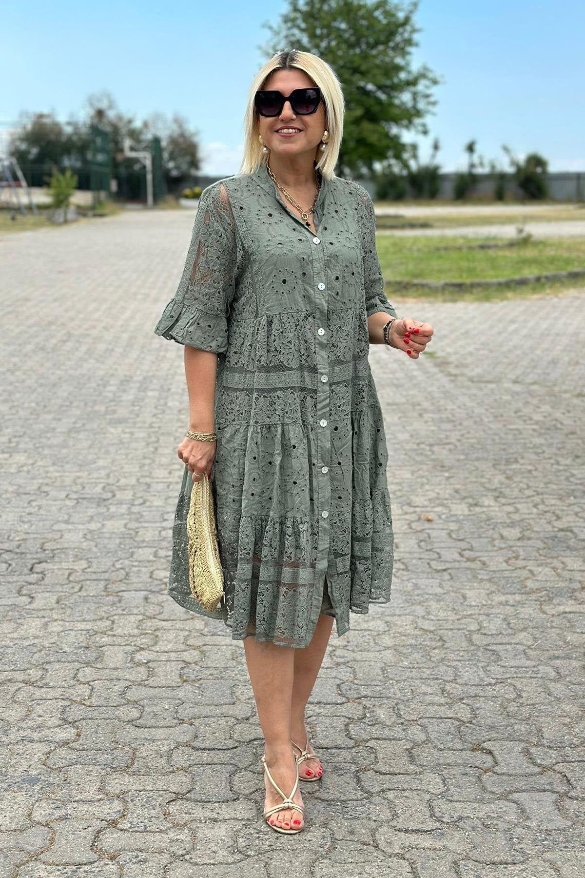 Mirelle – Tijdloze jurk met verfijnde details