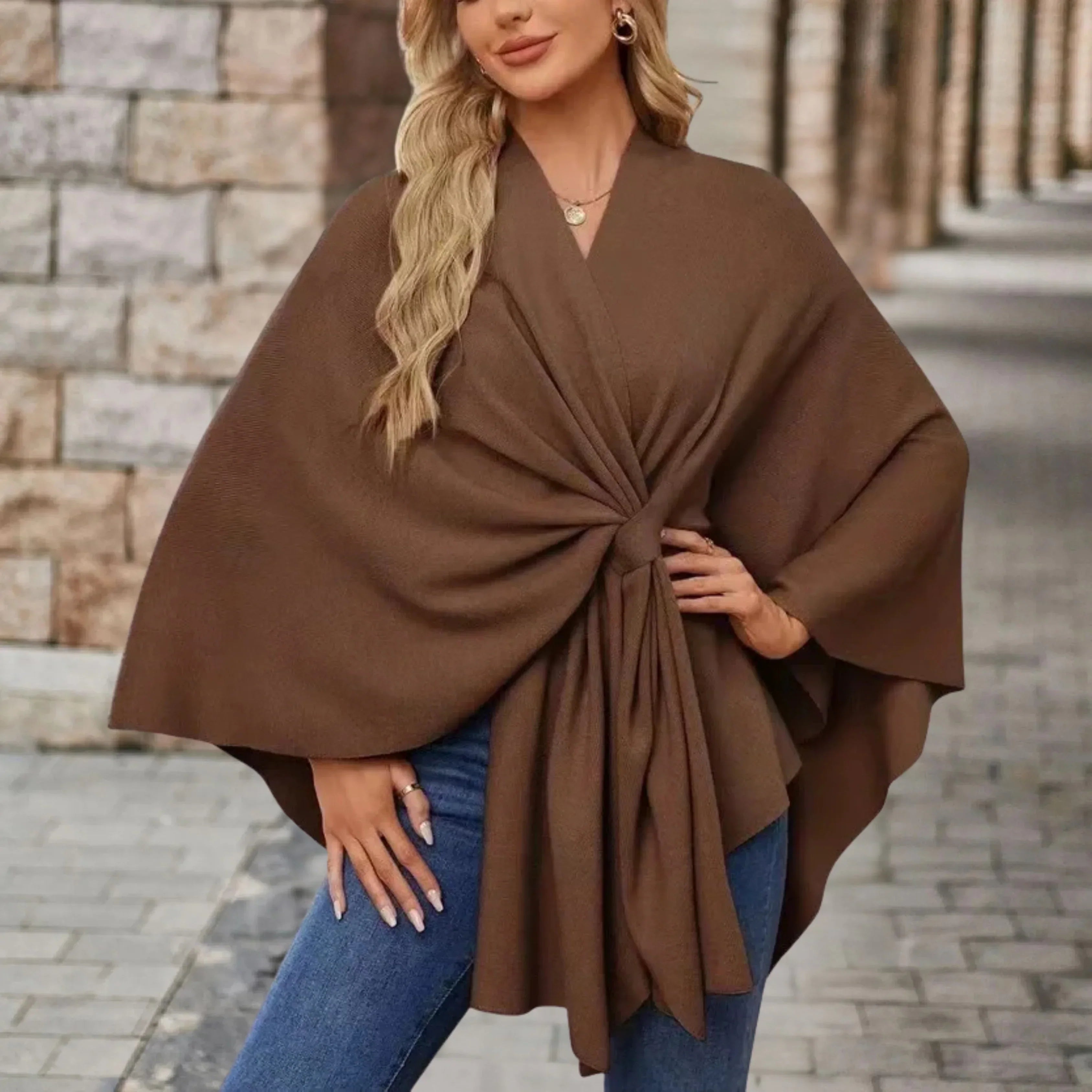 Benthe | Elegant Draped Poncho